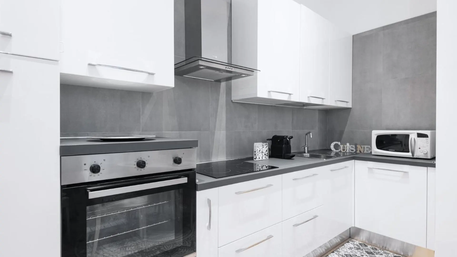 Easylife - Elegante Appartamento In Porta Venezia Milan 0*,  Italy
