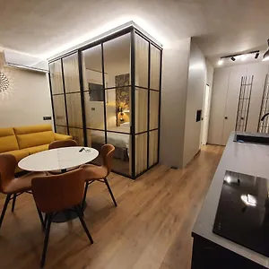 Apartament Porta Romana Gold, Mediolan