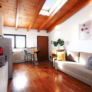 Apartament Primopiano - Comune Antico, Mediolan