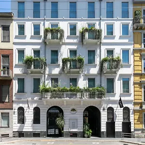 4* Hotell Senato